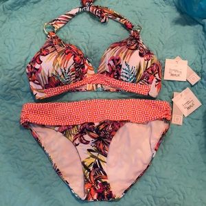 NWT Liz Claiborne Swimsuit (12 Top, 14 Bottom)